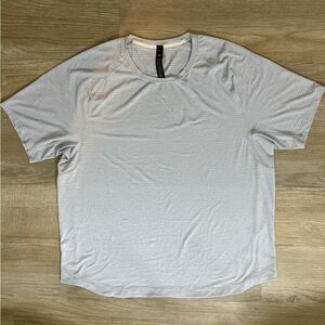 NWT Lululemon Drysense Training Short Sleeve Shirt
